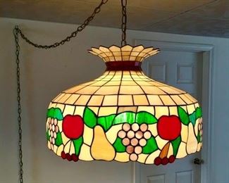 Stained glass hanging light/lamp