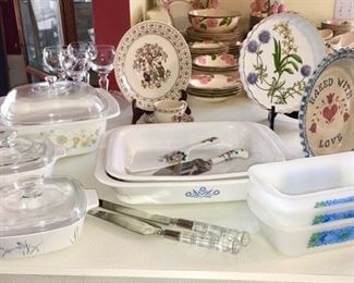 Corning ware, Vintage Pyrex bread pans, pie plates, pie servers, glass handle set