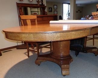 LARGE DOUBLE PEDISTAL TABLE WITH CHAIRS