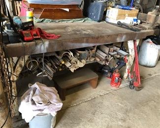 Welding Table with Pipe Vice and Vice