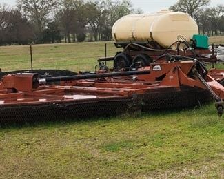 Rhino 20ft. aircraft foam filled tires, gears are good, has 4 sets of blades to go with