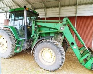 John Deere 7210 tractor with 740 Front loader, comes with bucket, 9000 hrs.