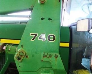 John Deere 7210 tractor, comes with bucket, 9000 hrs.