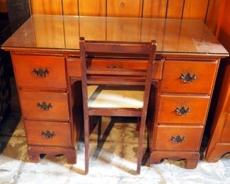 7 Drawer Student Desk With Chair And Protective Glass Top, 30.5" x 42" x 21"