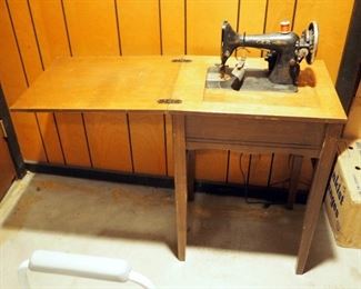 Vintage Singer Sewing Machine With Cabinet, 30" x 22" x 16.5", Serial Number F8374045