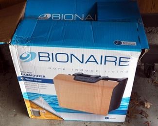 Bionaire Whole House Cool Mist Humidifier In Original Box