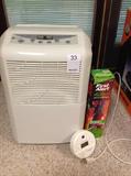 Lot 33
Maytag Dehumidifier, Carbon Monoxide Alarm

Includes First Alert fire extinguisher. Dehumidifier 15X22X13