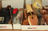 Men's Wooden Shoe Stretchers, Travel Wallets

http://auctionnearyou.maxsold.com/view-auctions/catalog/id/279/lot/29972/?url=%2Fview-auctions%2Fcatalog%2Fid%2F279%2F%3Fpage%3D1%26items%3D100