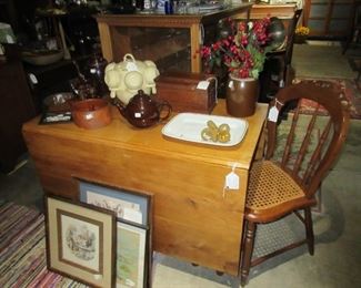 Drop Leaf Table