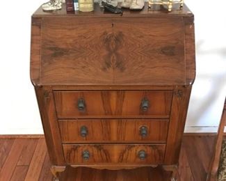 Drop front desk $200