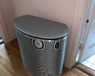 PLL # 134
Funky Vintage Hamper @ $15