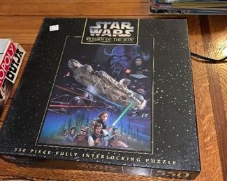 PLL # 155
1995 Star Wars Return of The Jedi 550 Piece Puzzle @ $15
