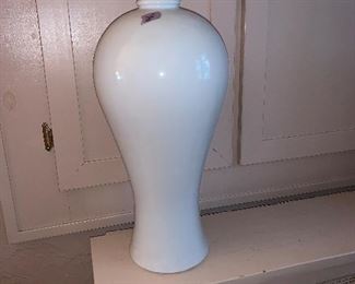 PLL # 207
Vase @ $5