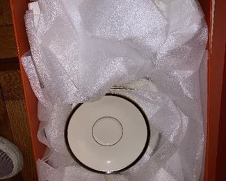 PLL # 210
Set of 8 Lenox American Home Collection "Urban Lights" Pattern - Five Piece Place Setting @ $150 for ALL