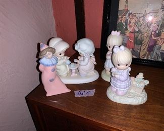 PLL # 284 Nao & Precious Moments
Decorative Lot - Make an Offer