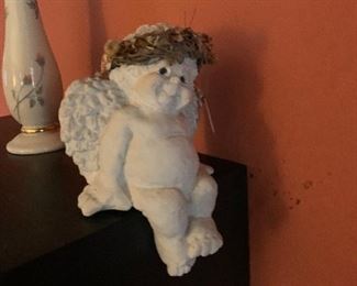 PLL # 311 Seated Angel/Cherub @ $ 5