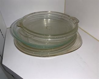 PLL#387 Pyrex Pie Plates @ $2 ea