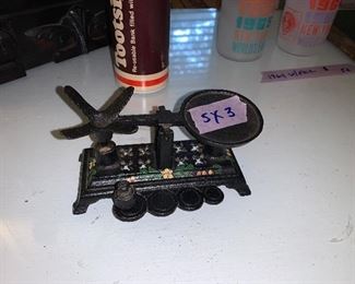 PLL #395 Vintage Miniature Black Cast Iron Scale Salesman Sample Toy With Weight @ $10
