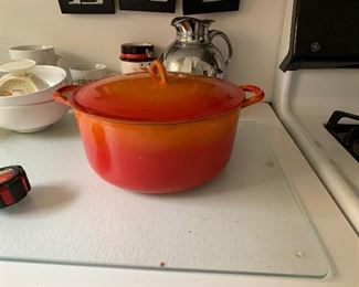 PLL #418 DUTCH OVEN @ $25