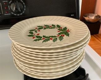 PLL #421 SET OF 12 HOLIDAY PLATES @ $20
