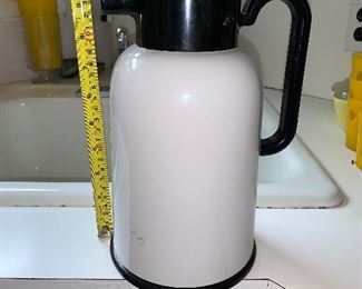 PLL # 446 - INSULATED CARAFFE @ $5