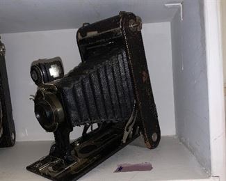 PLL # - 461 Antique 1900s Kodak A-122 Camera @ $15