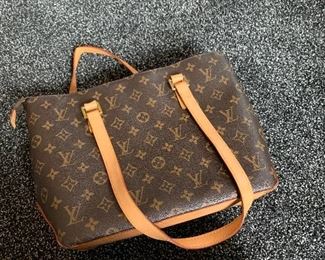 PLL#570 Ladies Handbag $10 - NOT AUTHENTIC