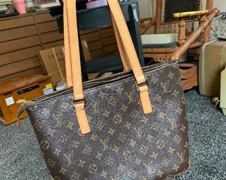 PLL#570 Ladies Handbag $10 - NOT AUTHENTIC