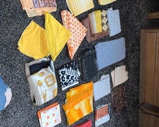 PLL# 676 - Ladies Scarves & handkerchiefs @ $1-$5