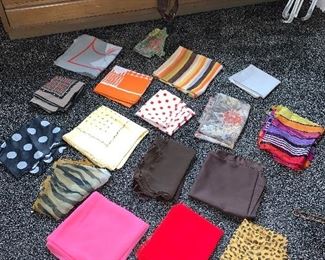PLL# 678 - Ladies Scarves & handkerchiefs @ $1-$5