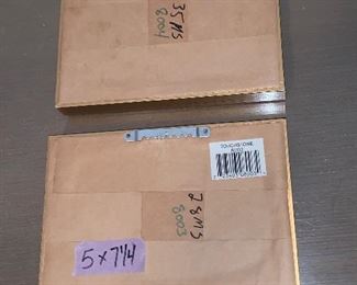 PPL# 695 - Framed Art @ $25 for both / measures 5" x 7 1/4"