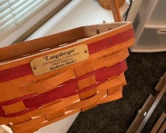 PPL# 700 - Longaberger Basket - Christmas Collection 93' Bayberry Basket @ $20