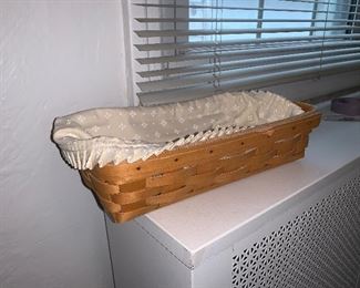 PPL# 702 - Longaberger Basket - (3 1/2" x 14" x 7") @ $10