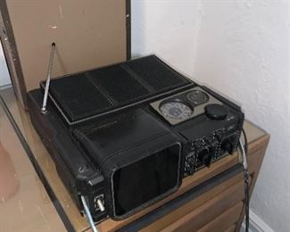 PLL#706 Vtg Sears Go Anywhere Tv Radio Model No. 564.50382900 "1979" @ $30