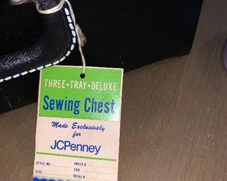 PLL# 711 JCPenny Three Tray Deluxe Sewing Chest (18" x 14" x 10") - Like New - @ $20