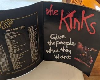 PLL # 548 - THE KINKS Vintage 1981 ON TOUR Book - @ $8
