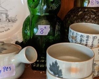 PLL #514 - MAKE AN OFFER / PLL #524 - GREEN GLASS OWL PITCHER @ $15