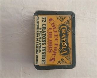 PLL #722 - Antique Crayola Collector’s crayons 72 crayons @ $8