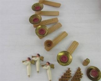 PLL #731 @ $30 Christmas in Germany Wood Carved Figure SetMarkings: Kathe Wohlfahrt, Wood CarvingsDimensions (Inches): 9x9x15.5