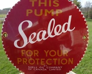 PLL #734 VINTAGE SHELL GASOLINE DOME PORCELAIN GAS OIL FUEL PUMP SIGN"SEALED " CANADA
SHOWS LITTLE RUST AROUND MOUNTING HOLES. $25