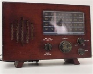 Description: $60 VINTAGE VERANDAH STYLE OF ANTIQUE RADIO #HE1003 120V 60Hz POWER 7W
Size/Dimensions: 11 1/2" X 8" X 4 1/2"
Maker/Model: VINTAGE VERANDAH