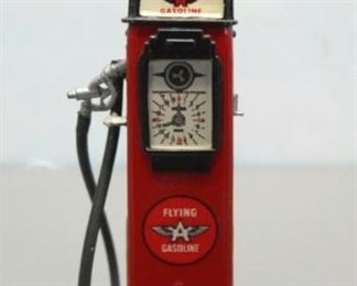 $15 Danbury Mint 1:24 G Scale gas pump model for display or use in a diorama. The miniature represents a 1941 TOKHEIM 36B model pump in very nice condition with FLYING A livery. Just shy of 4-1/2" tall. This pump was part of a series produced by Danbury Mint in the 1990's.
