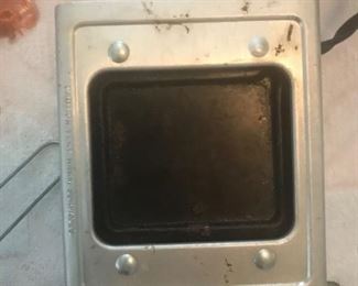 Vintage 60’s Mattel ThingMaker Creepy Crawler - Bugs-Made Bugs ( LOOK ). Plugged in and works.