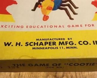 Vintage 1949 Deluxe 6 Cootie Game
Made by W.H. Schaper Mfg. Co. Inc. in 1949
Looks as though all parts are there and look good
