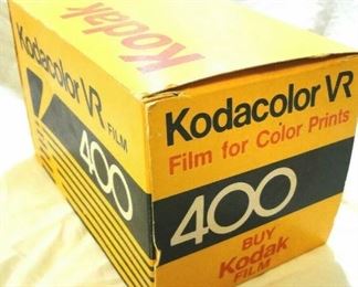 Rare Vintage Kodak Kodacolor VR 400 Film Display Large Box Wall Advertising, Shelf Advertisement Display from a Closed Film Store. Double Sided Measures 8 1/2" wide x 5 1/2" tall x 5" deep
