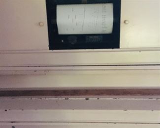 Player piano  ivy keys, free, must pick up today by 3pm
