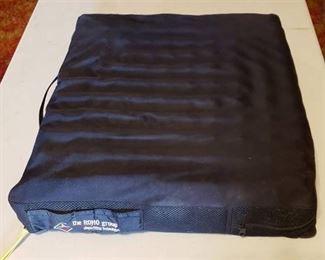ROHO Cushion ~ Shape Fitting Technology Seat ~ Dry Floatation Cushioning Product ~ 20 in. x 18 in. x 4 in.