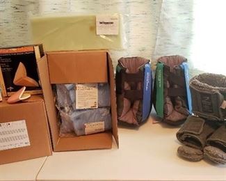Royal Ankle Contracture Boots, Foot Drop Protection, Vac Granufoam Dressing, Decubitis Care Pads and Wound Dressing