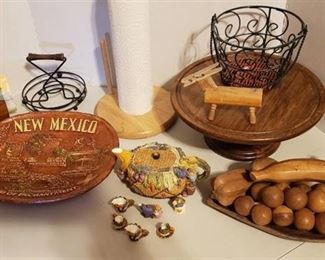 Lot of Kitchen Decor