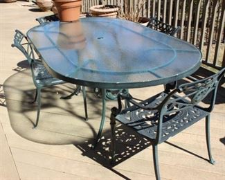 Cast Aluminum Table & 4 chairs & umbrella